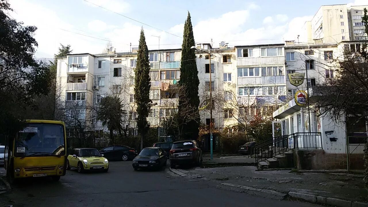 Садовая ул., 30 - Ялта