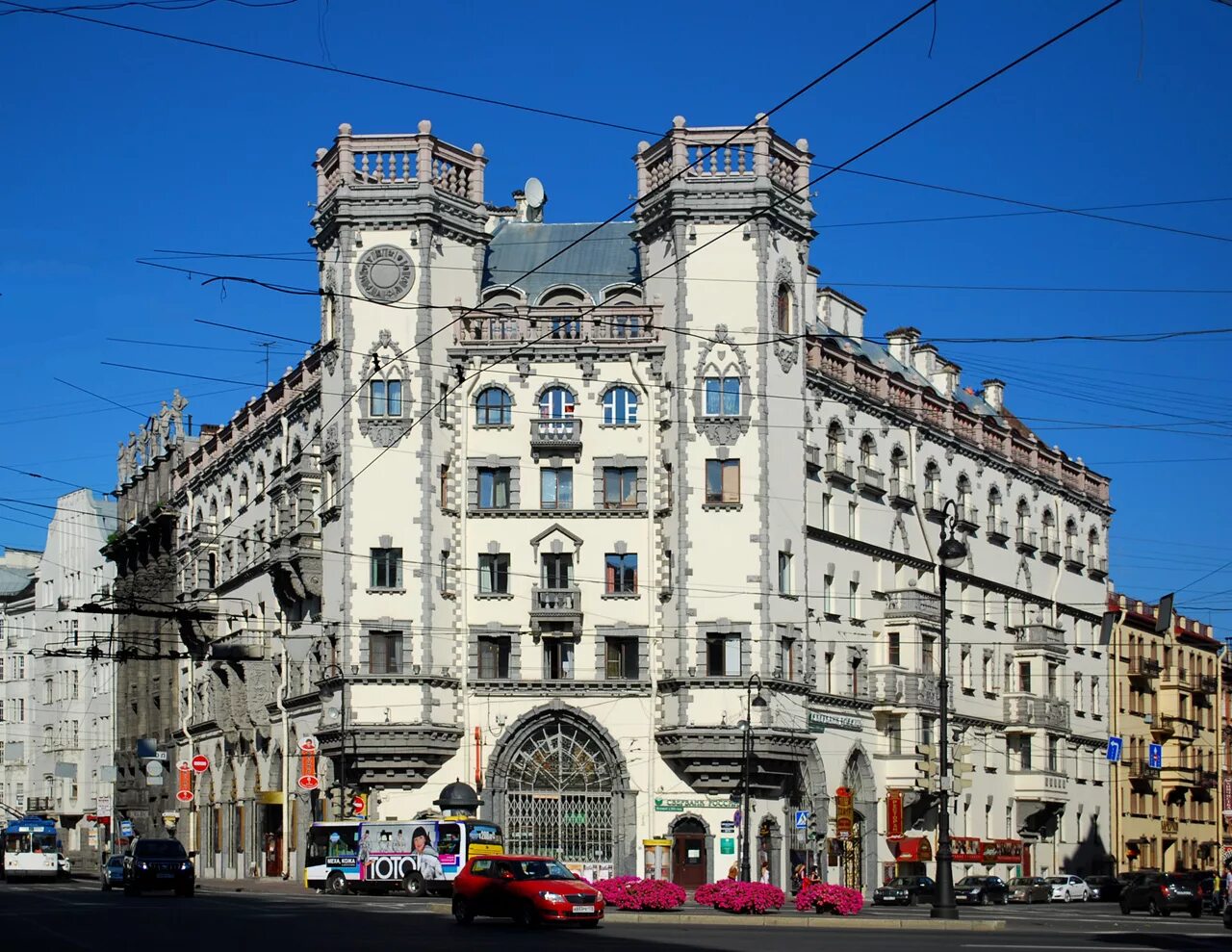 торговый дом купца яковлева магазины. спб садовая улица 14. ул. сенная сенная площадь улица спасская дом 14. бц на сенной спасский пер.