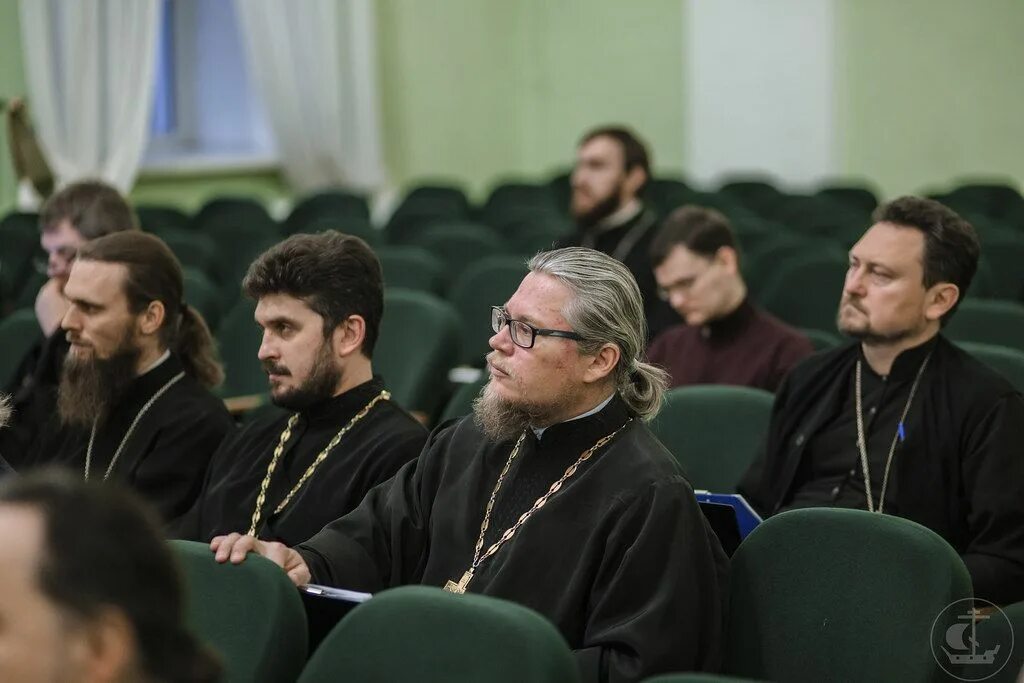 В Вологодской духовной семинарии отчислили студента. Преподаватель семинарии