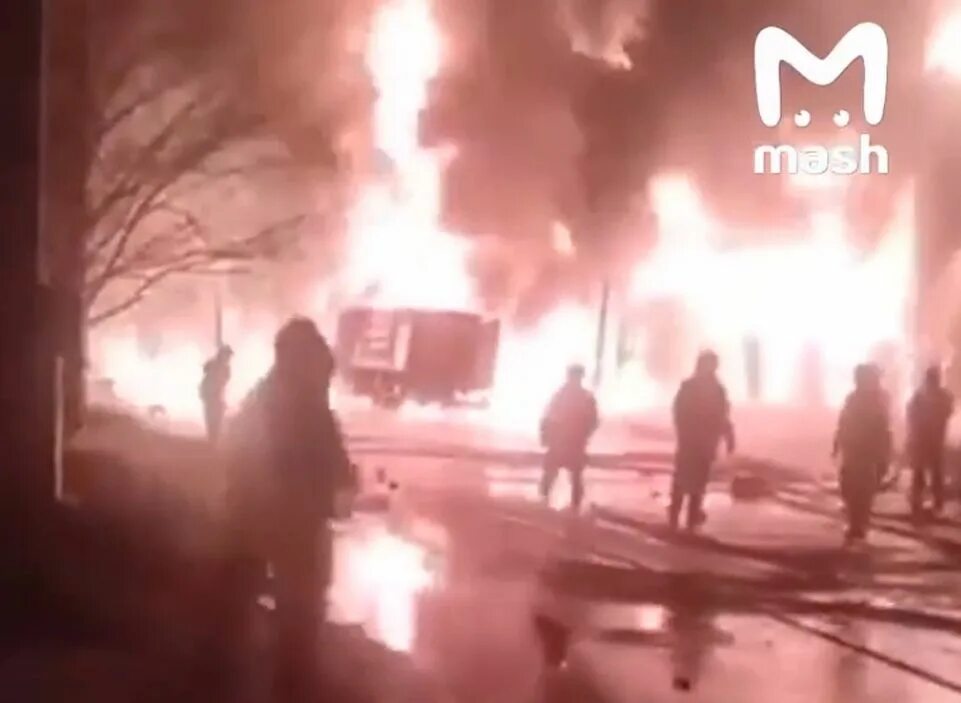 Атака беспилотников на Иран. Завод горит Иран. Израильско иранский конфликт.