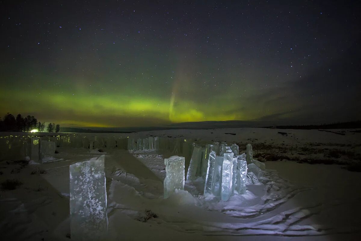 северное сияние тикси 3. оймякон северное сияние. северное сияние якутия айхал. северное сияние в карелии. полярная ночь в якутии.