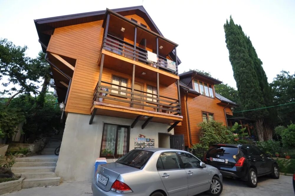 Гостевой дом южный лазаревское. Гд киви лазаревское. Пос. Лазаревское улица одоевского 97. Гостевой дом планета лазаревское.