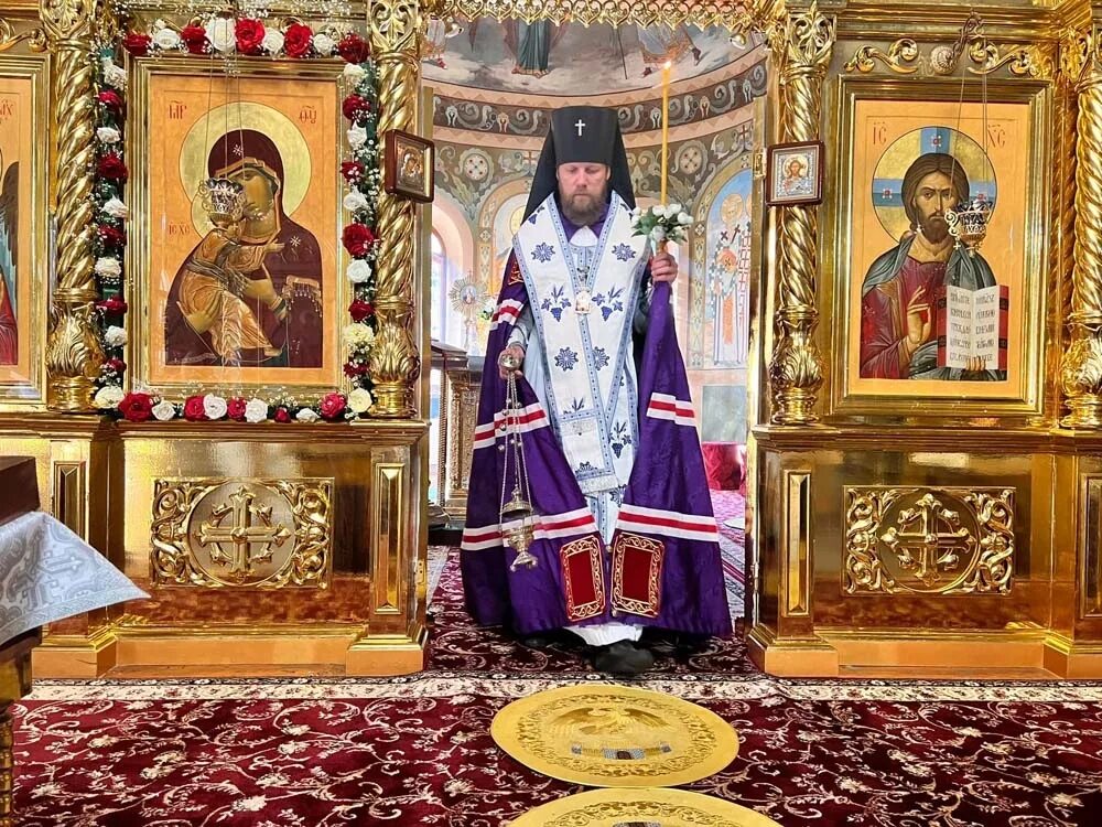 новоспасский монастырь икона всецарица. алексеевский монастырь в москве икона всецарица. икона всецарица в алексеевском монастыре. алексеевский монастырь икона всецарица алексеевский. икона всецарица алексеевский монастырь.