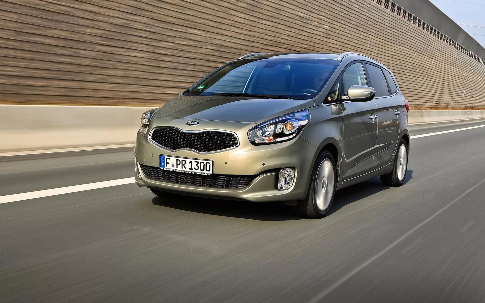 Kia carens купить. Kia Carens 2012. Kia Carens 2021. Kia Carens 2019. Kia Carens 2023.