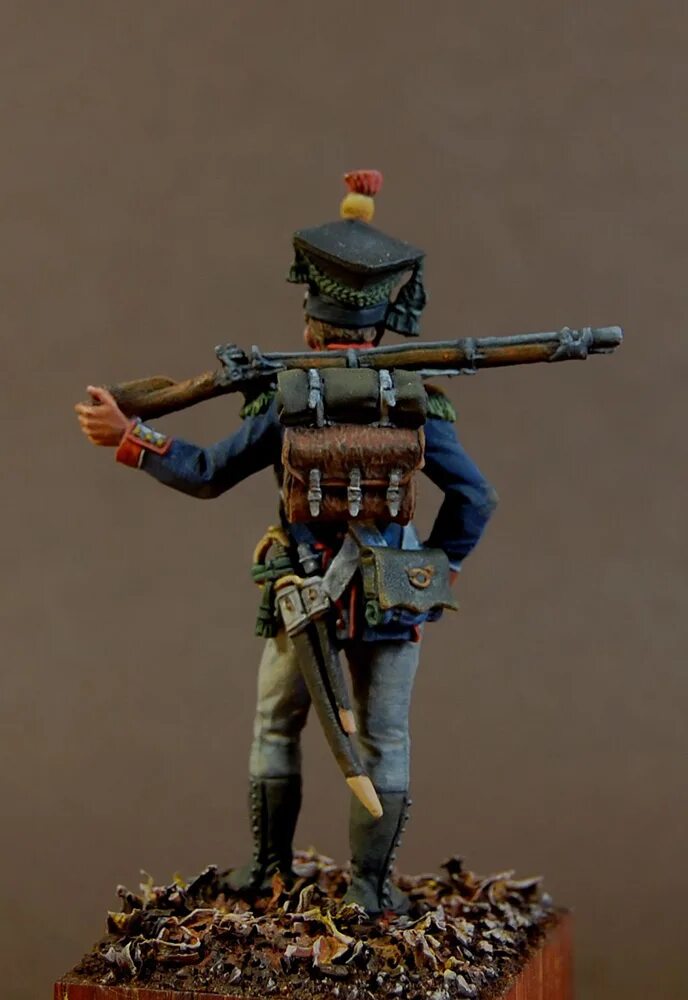 Галерея миниатюр. Диорамы второй мировой войны 1 72. Звезда запорожские казаки. Аквилифер римского легиона фигурка. Галерея миниатюр.