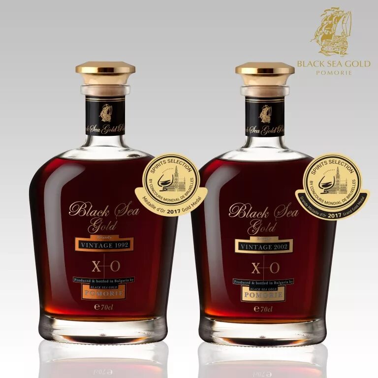 Xo black sea gold brandy. Хеннесси блэк 1817. Black brandi. 5 л. Black brandi.