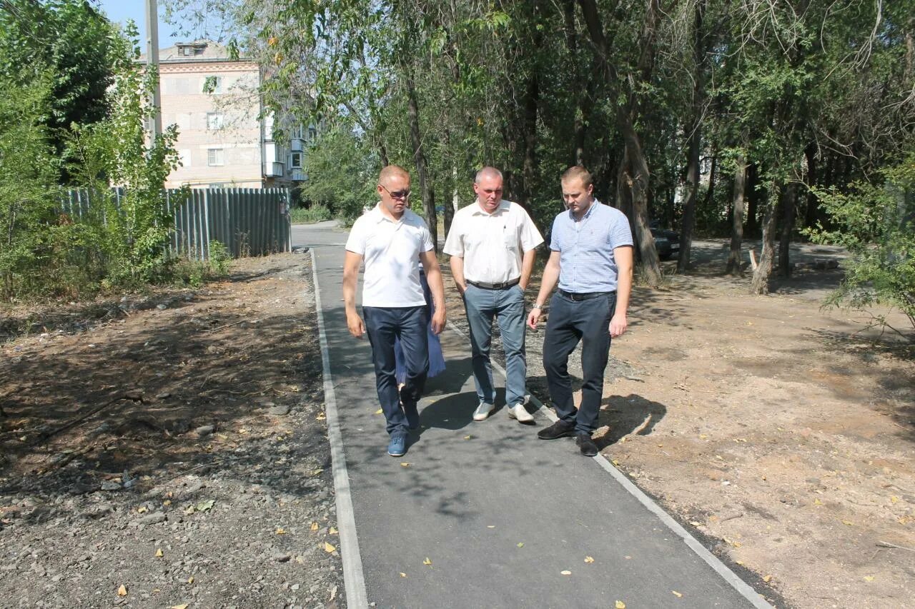 Новосинеглазово старые фото. Пруд в новосинеглазово. Пруд в новосинеглазово. Новосинеглазово. Фон благоустройство поселка.