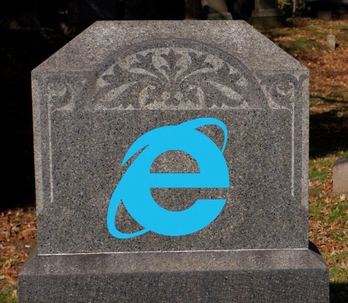 Почему интернет умирают. Internet explorer могила. internet explorer похоронили. могила интернета эксплорера. смерть интернет эксплорера.
