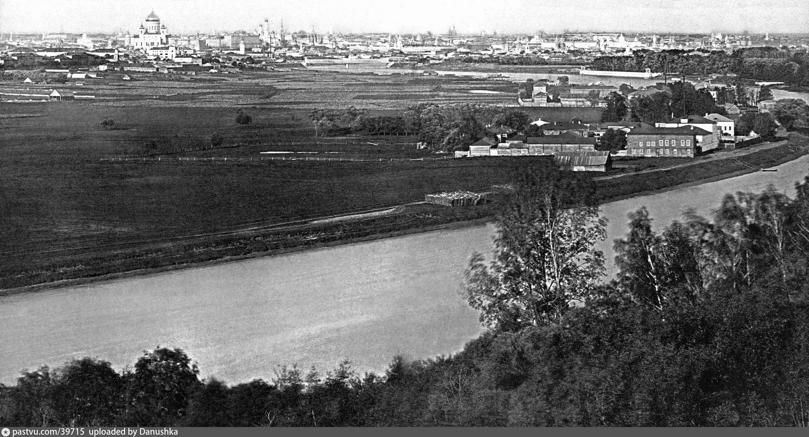 Троицкая церковь воробьевы горы. Воробьевы горы в 1930 году москва. Воробьевы горы деревня воробьево. Село воробьевы горы. Ресторан на воробьевых горах до революции крынкин.