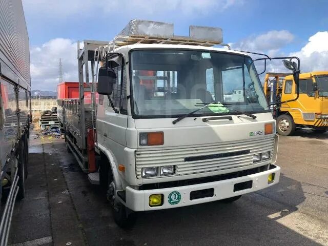 Кабина ниссан дизель cm87. Кабина ниссан дизель кондор. Nissan diesel 0567005260. Nissan diesel cg53cv. Nissan diesel cm87.