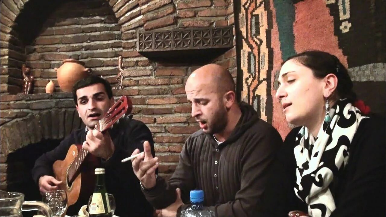 Слушать грузинское тбилисо. Слушать грузинское тбилисо. Тбилисо кикабидзе гвердцители меладзе. Грузинские клипы. Тбилисо песня.