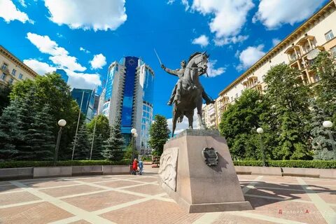 Памятник багратиону