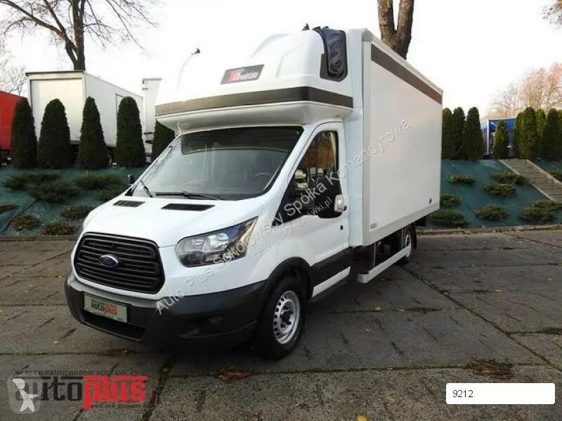 Куплю форд фургон бу. Ford Transit Box Truck. Грузовик 3.5т Форд. Форд Транзит изотермический. Форд Транзит 8 паллет.