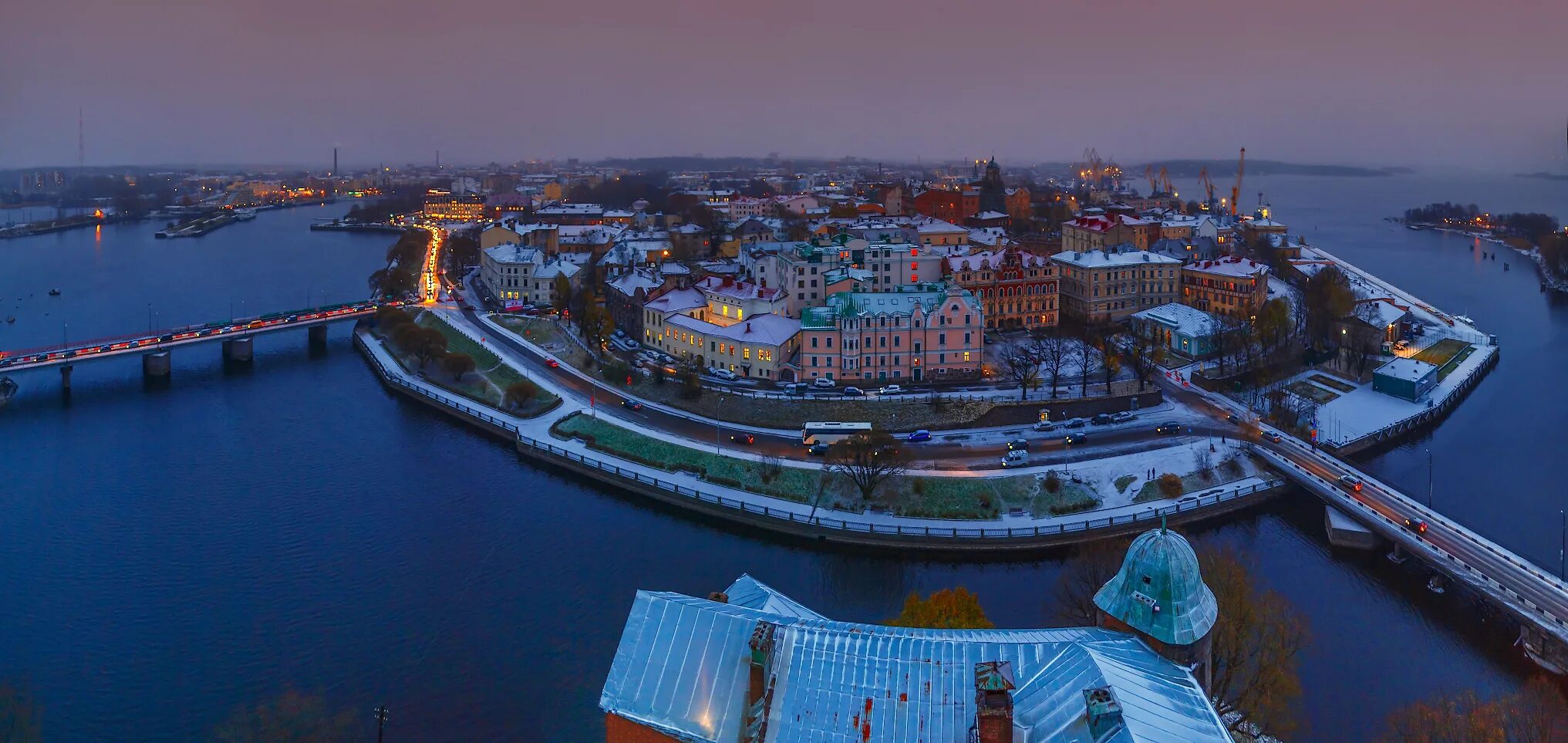 Затон в красной слободе. Сестрорецк выборг. 10. Башня тура выборг. Монрепо затопило.
