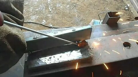 Почему сварка прилипает к металлу