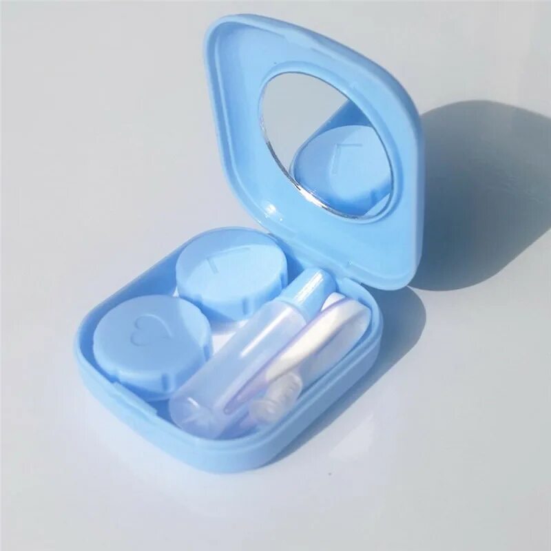 Контактные линзы коробка. Дорожный контейнер для линз. Футляр для линз. Кейс для линз. Контейнер для линз.