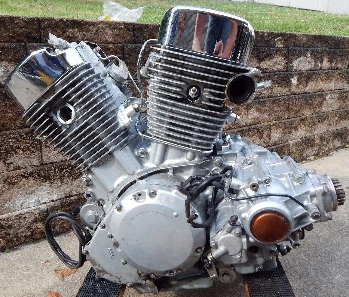 Кавасаки вулкан 800 двигателя. Двигатель форд таурус 3. 8 ford. Aston martin vulcan. 0 v6.