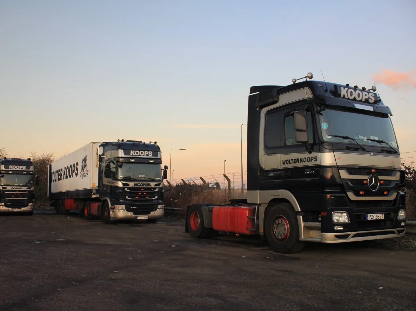 1844 значение. Mercedes benz actros 1844. actros 1844 ls. mercedes-benz actros 1844 ls. mercedes benz actros 1841.