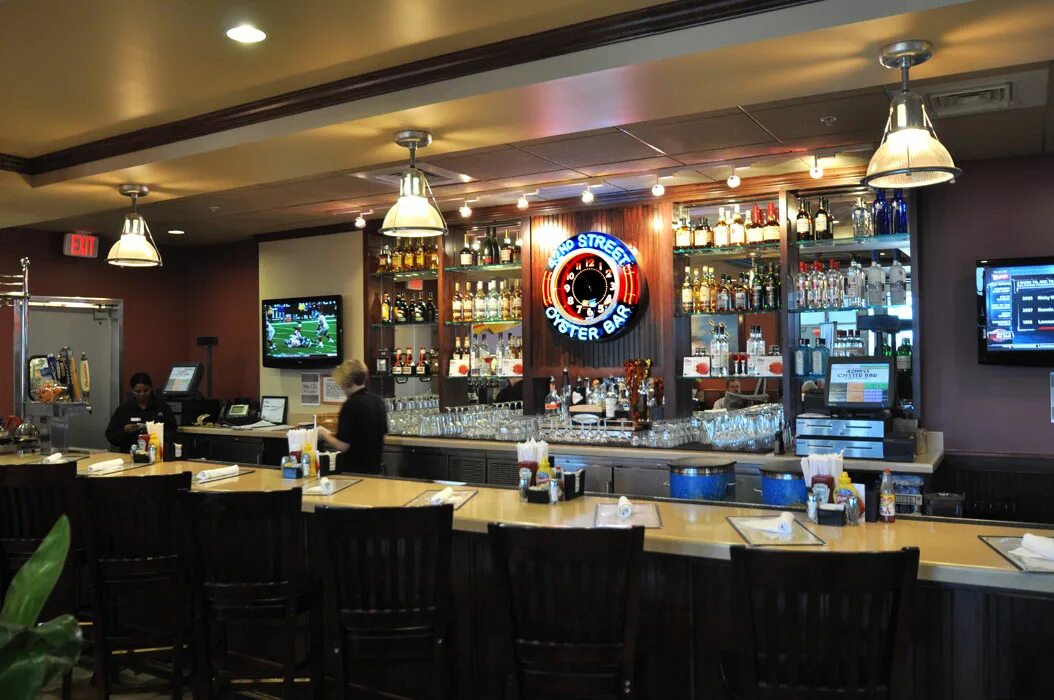 Laru устричный бар. Устрицы в анапе. Устричный бар. Устрицы в белфасте. Гостиничный комплекс oyster.