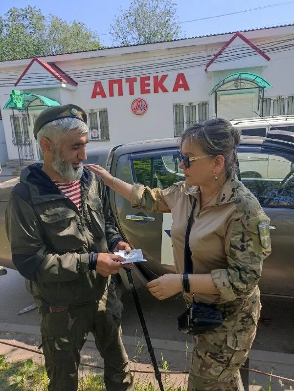 памятник российским добровольцам лнр. волонтеры луганск. добровольцы на украину ставропольский край. добровольцы на донбасс. волонтеры из луганска.