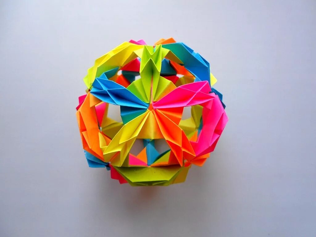 Кусудама простая. Шар Kusudama оригами. Модуль кусудамы супершар. Кусудама шар модульный звезда. Шар из бумаги.