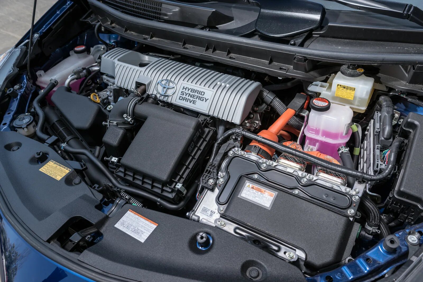 Тойота приус какой двигатель. Toyota prius engine. мотор приус 20. тойота приус гибрид двигатель. 2016 toyota prius v.