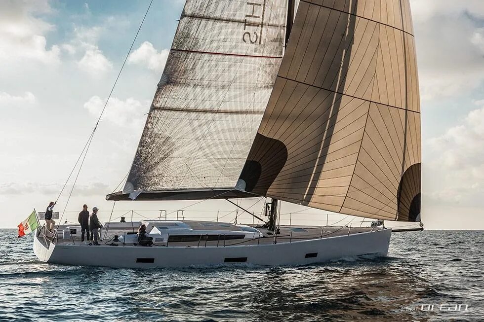 Яхта 6 метров. Яхта ice. яхта айс. lifting keel.