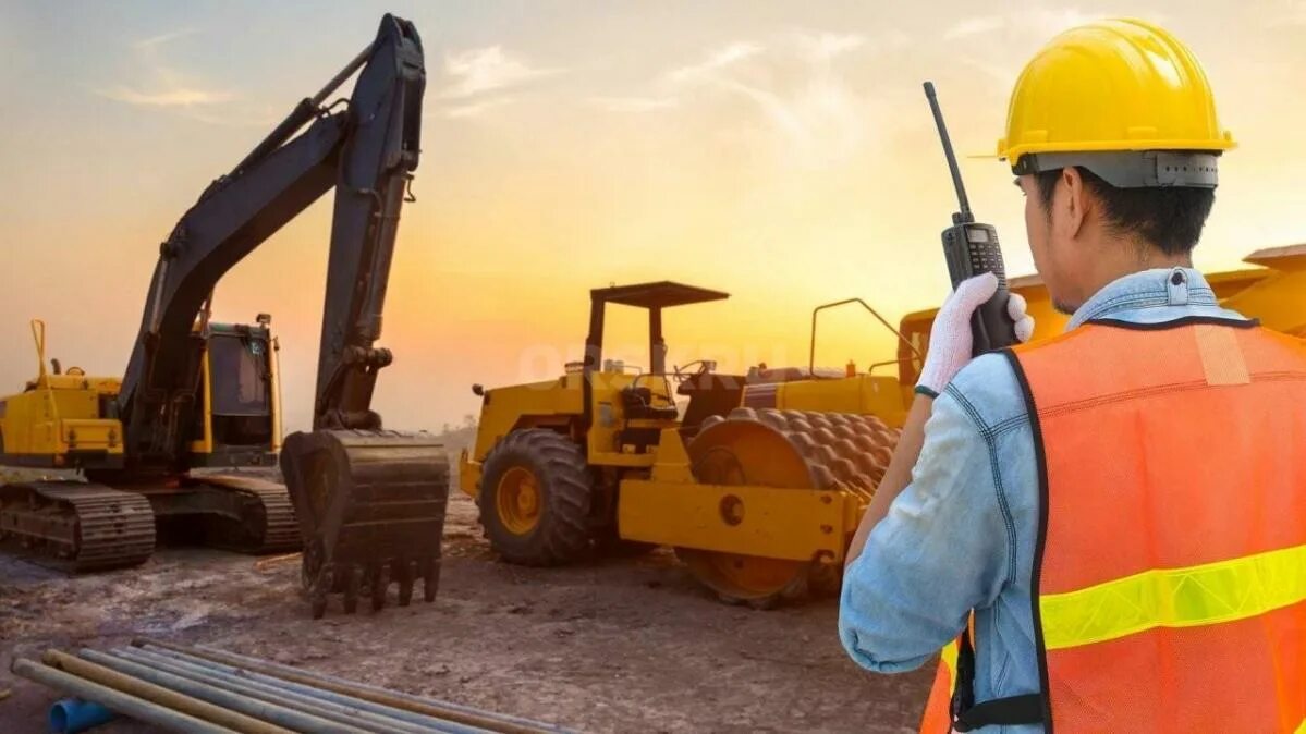 Инженер по охране труда. Дорожники курган. Мастер дорожного строительства. Профессия путеец жд. Работа мастером дорог.