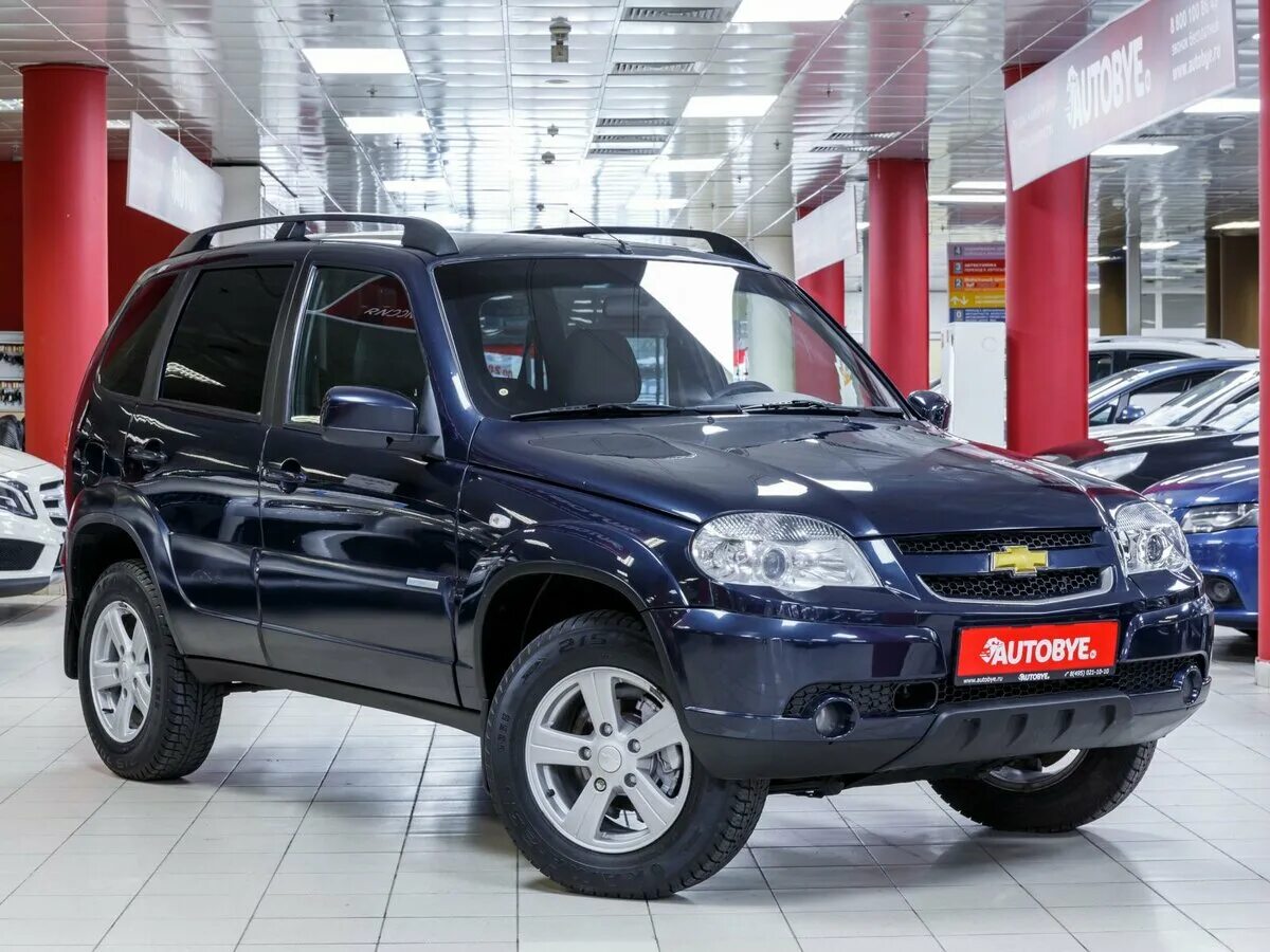 Нива Шевроле 2013. Шевроле Нива 1.7. Комплектации Нива Шевроле 2014. Chevrolet Niva Посейдон.