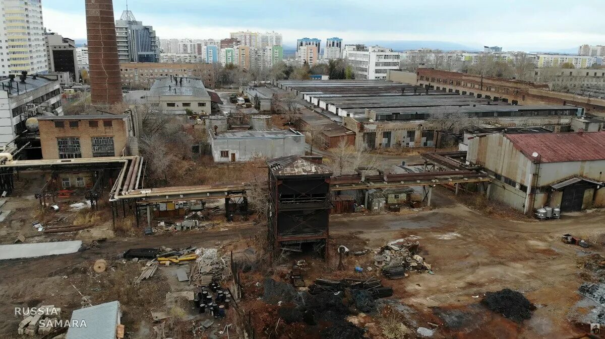 Ночной екатеринбург центр. Улица грушевского в киеве майдан. Центр киева сейчас. Завод им тарасова самара заброшка. Как сейчас выглядит центр.