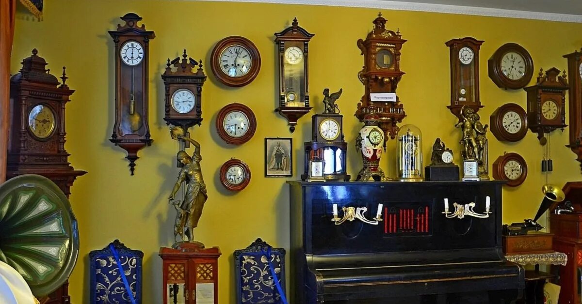 город ангарск музей часов. необычные напольные часы. музеи старинных часов. музеи старинных часов. Divina gong напольные часы.