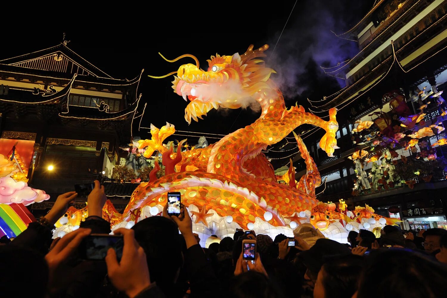 Китайский новый год (Chinese New year). Новый год в Китае. Праздник дракона в Китае. Китайский новый год дракон. New years festival