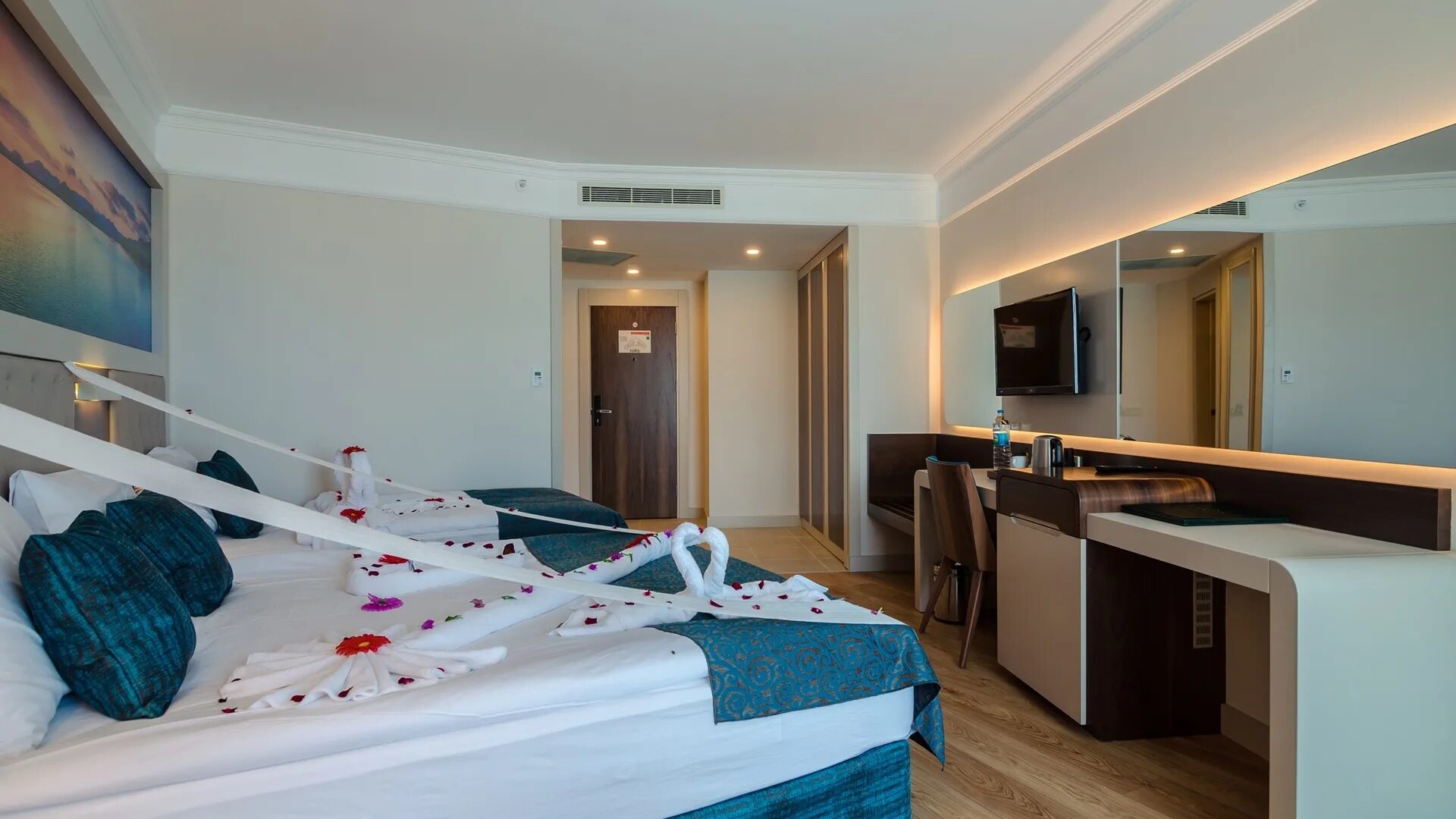 Lumos resort. Lumos deluxe resort hotel spa 5 турция. the lumos deluxe resort hotel 5. отель the lumos deluxe resort hotel. отель в алании lumos deluxe.