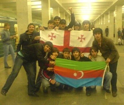 Чеченцы азербайджанцы. Дружба армян и азербайджанцев. Азербайджанские нацисты. Чеченцы и азербайджанцы.