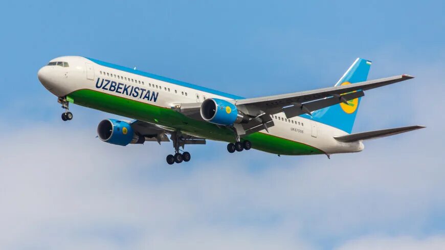 Боинг 767 узбекские авиалинии. Авиакомпания Uzbekistan Airways. Самолет Uzbekistan Airways. Uzbekistan Airways самолет в JFK.