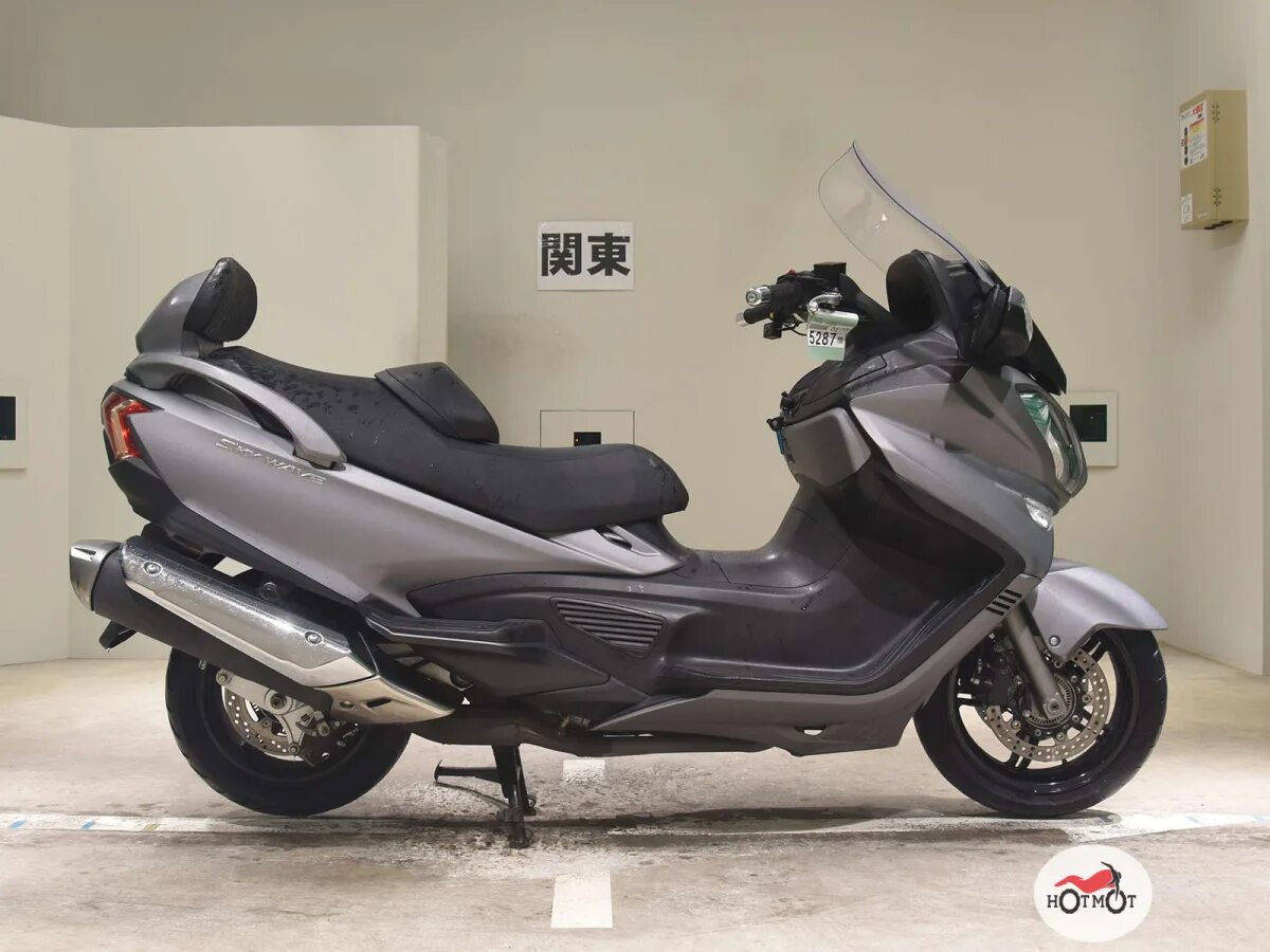 Suzuki Skywave 650 LX. Suzuki Burgman Skywave 650. Skywave (Burgman) 650.