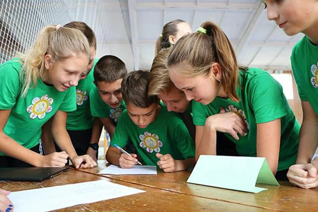 Семейные квесты. Корпоратив квест. Квест. Побочный эффект квест иркутск. Интернет квест игра.