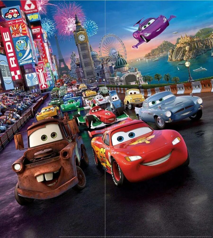 Тачки 2 world grand prix. Cars 2 2011. Тачки 2011. Тачки 2 франческо бернулли и молния. Молния маккуин 2011.