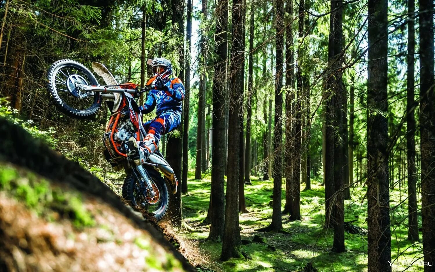 Покатушки на эндуро 250. Горный гонщик даховская. Эндуро спорт. Enduro trail + dakar mitas. Эндуро тропа.
