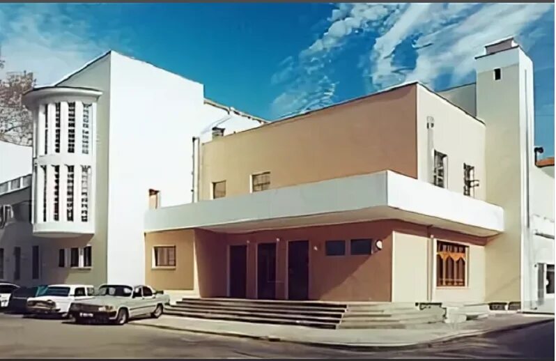 татарский театр симферополь. крымский академический театр кукол симферополь. татарский театр симферополь улица менделеева. крымскотатарский театр в симферополе после ремонта. музыкально-драматический театр в симферополе.