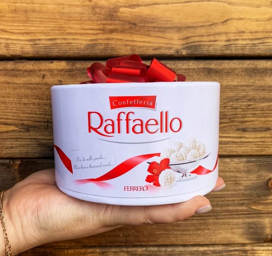 Конфеты Raffaello 100 гр. Конфеты Рафаэлло 100г. Конфеты торт "Raffaello" 100гр. Конфеты Раффаэлло тортик 100 г.