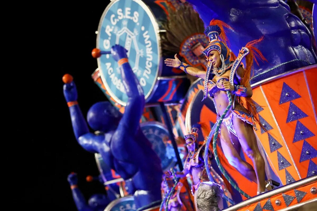 Карнавал в рио-де-жанейро 2023. Карнавал в рио-де-жанейро 2023. Карнавал в рио-де-жанейро 2021. Бразильский карнавал 2023. Карнавал в рио-де-жанейро бразилия.