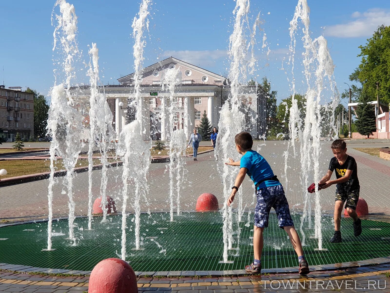 Навашино города нижегородской области. Навашино Нижегородская область площадь Ленина. Навашино достопримечательности. Город Навашино парк. Навашино Нижегородская область площадь города.