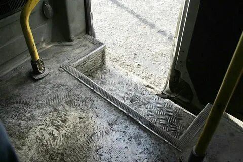 Пол автобуса