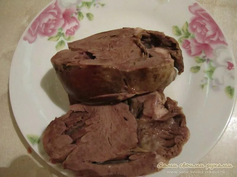 Жареные сердечки. Тушеное свиное сердце. Сердце свиное жареное с луком. Сердце говяжье жареное с луком. Тушеное свиное сердце.