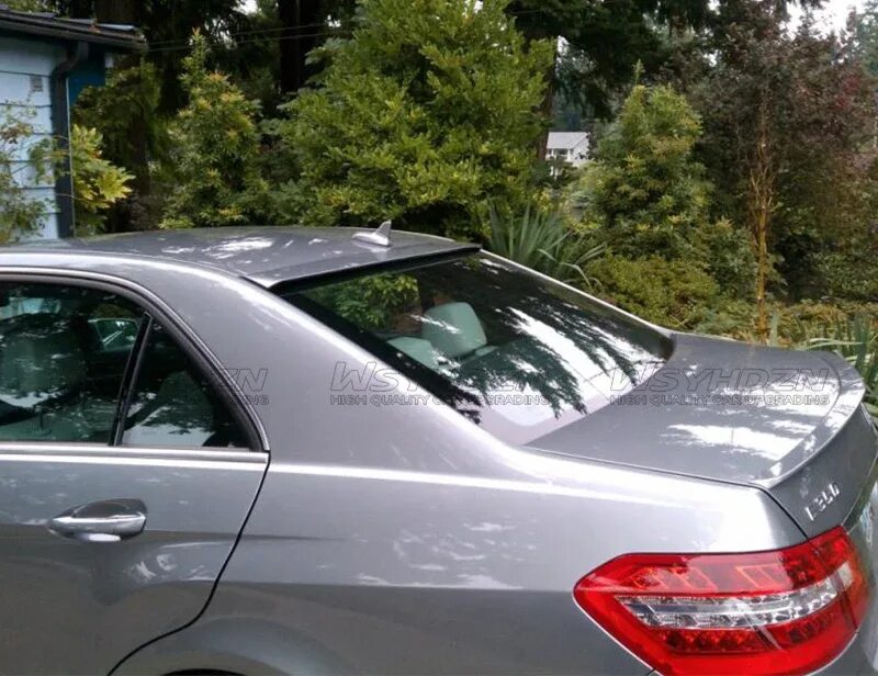 Стекло на мерседес 212. Спойлер mercedes w212. задний спойлер w212. спойлер мерседес 212. спойлер на стекло w212.