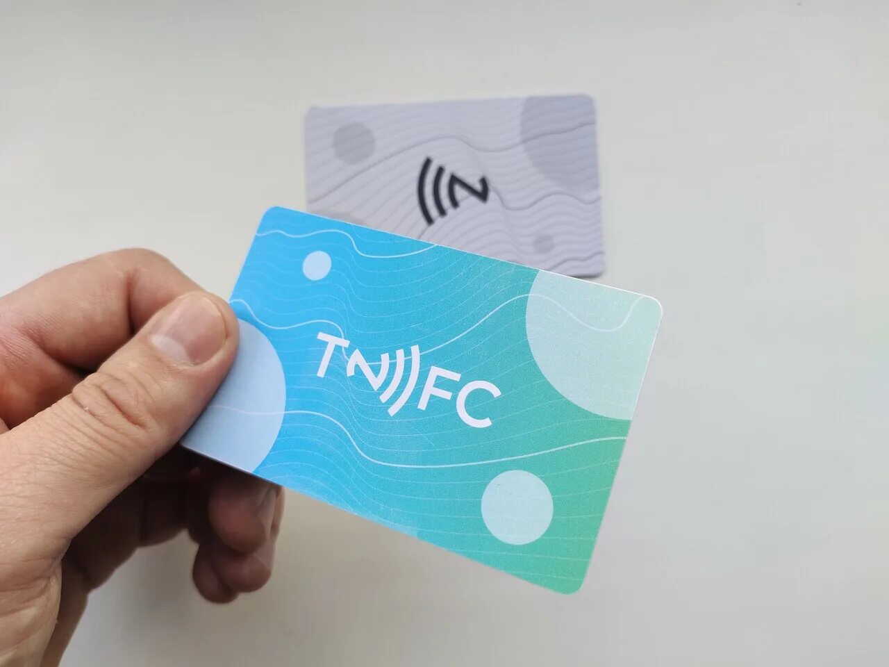 Электронная визитка. NFC визитка. Визитка с NFC чипом. Визитка с NFC меткой. Визитка цифра