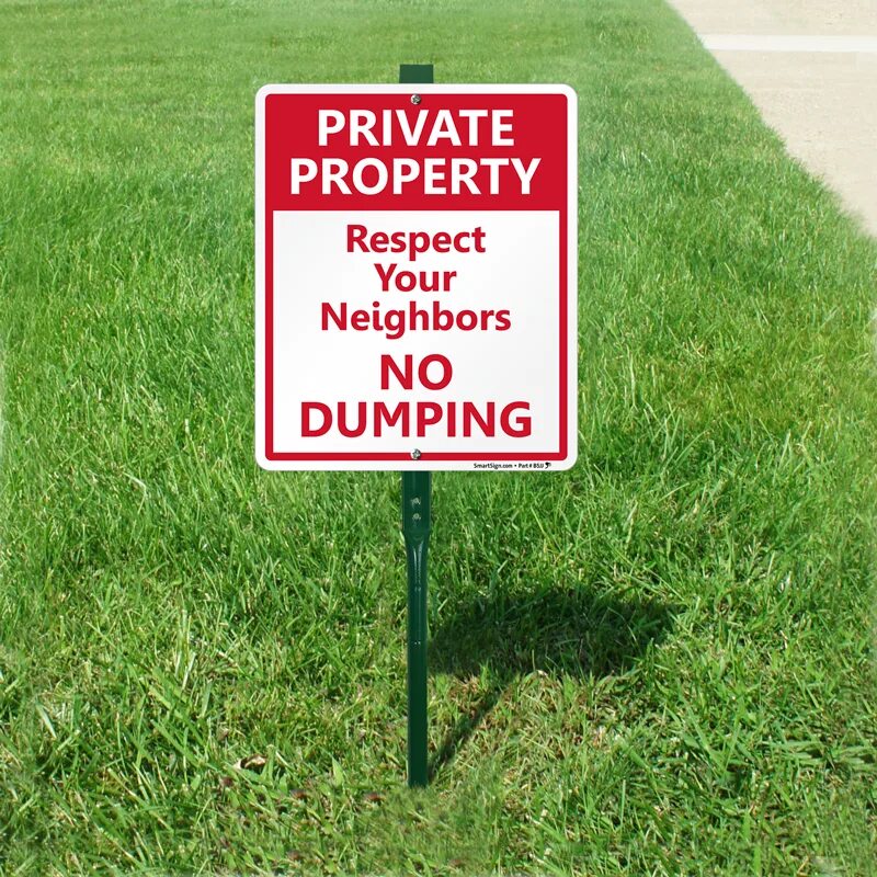 Private property. Do not Trespass. Private property do not access. Dead end sign with do not Tresspass.