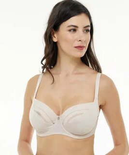 Один из старейших брендов с богатой историей. 