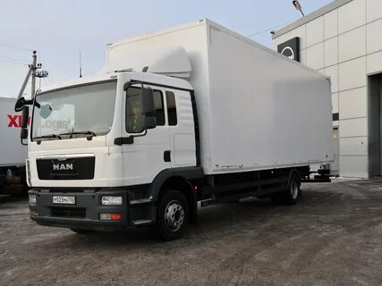 Man 12